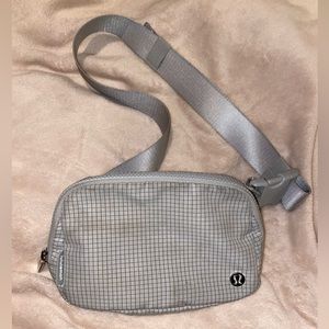 lululemon belt bag